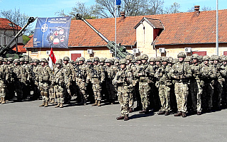Szósta zmiana żołnierzy NATO rozpoczęła służbę w Bemowie Piskim. Jest nowy dowódca